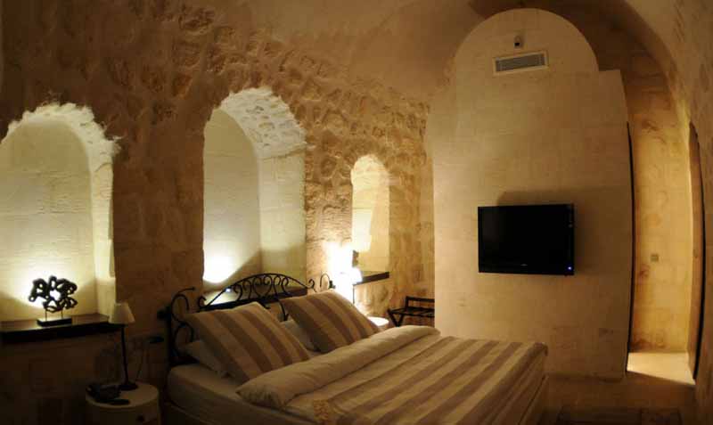 Shmayaa Hotel